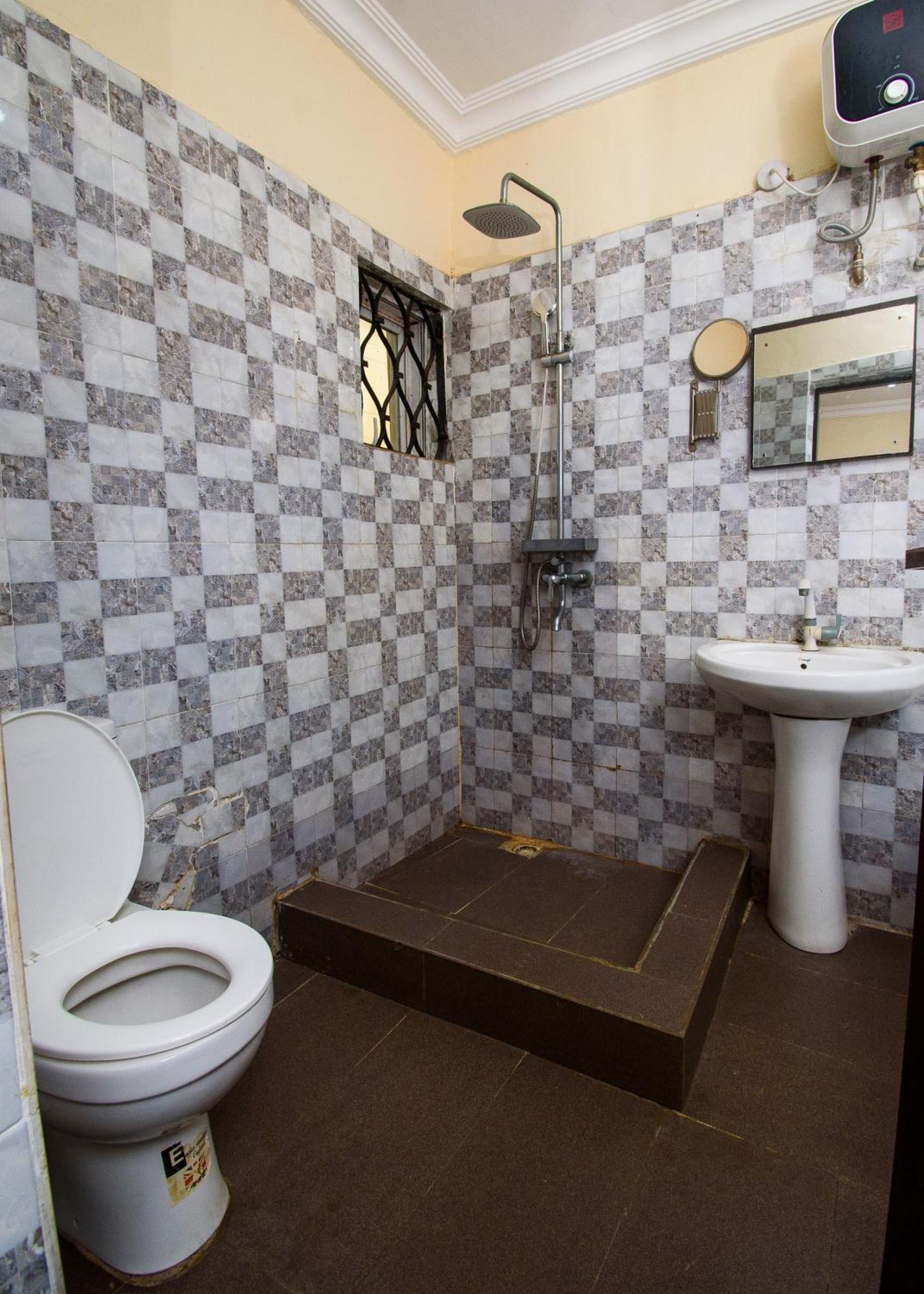 D'Tavern Apartment Ibadan Ngoại thất bức ảnh