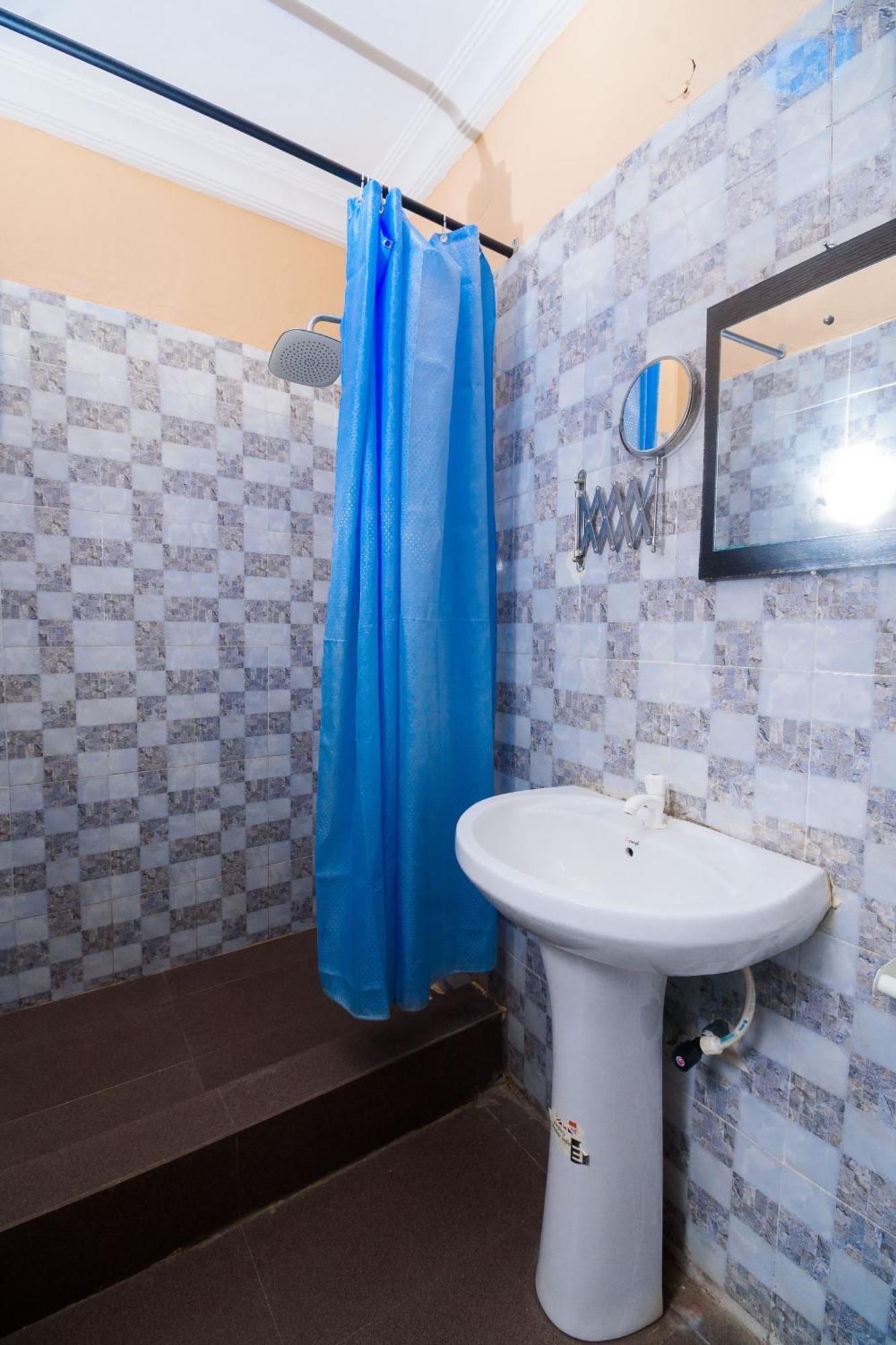D'Tavern Apartment Ibadan Ngoại thất bức ảnh