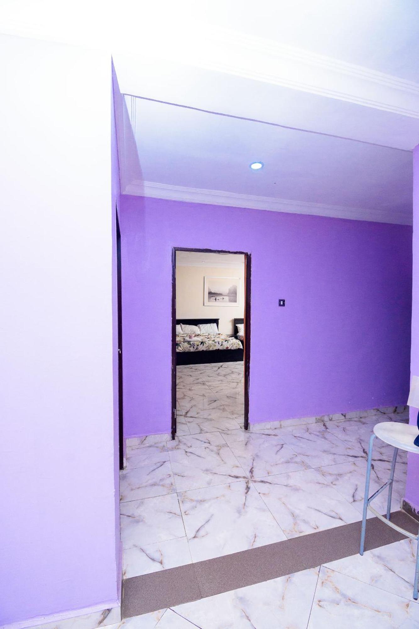 D'Tavern Apartment Ibadan Ngoại thất bức ảnh