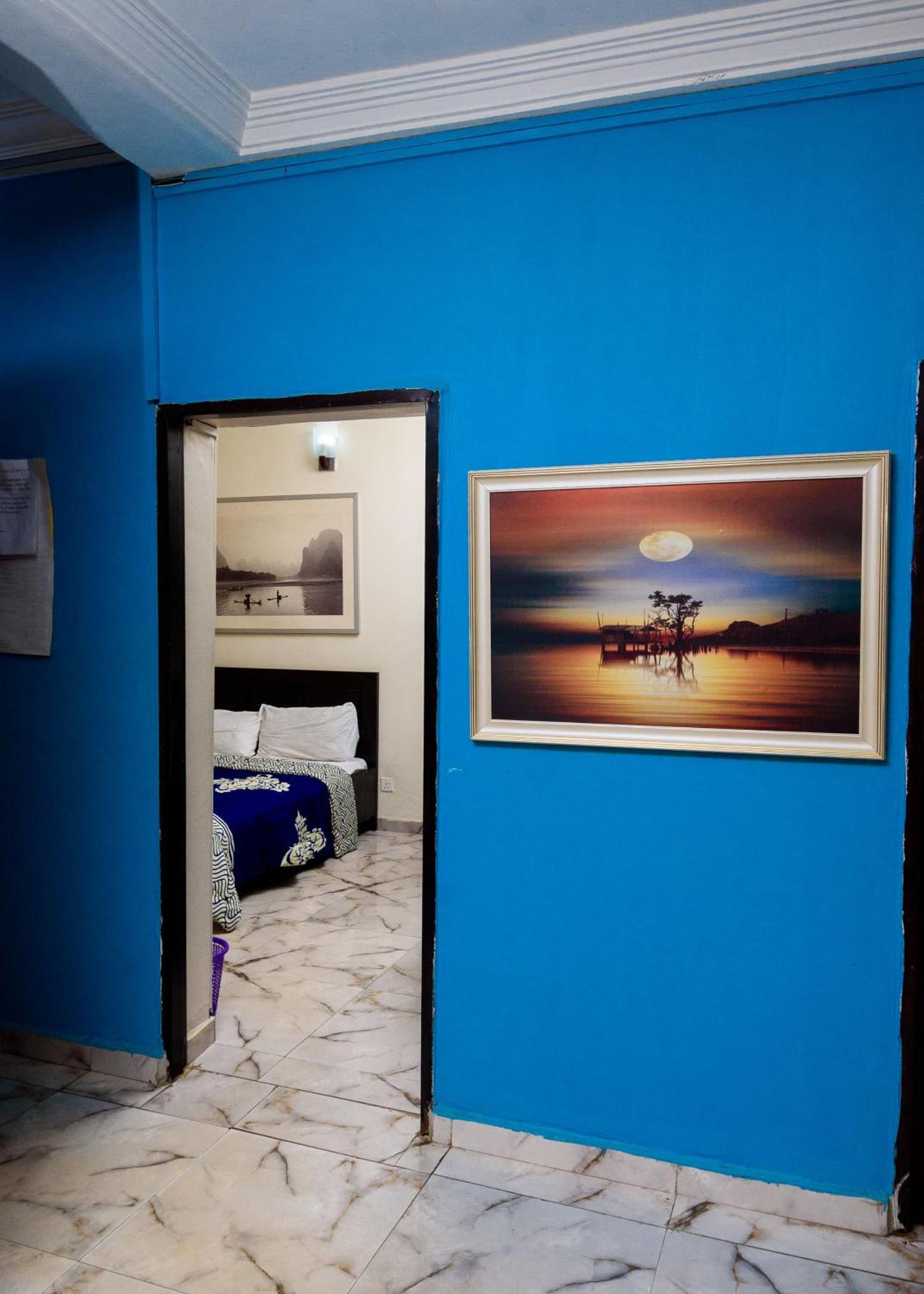 D'Tavern Apartment Ibadan Ngoại thất bức ảnh