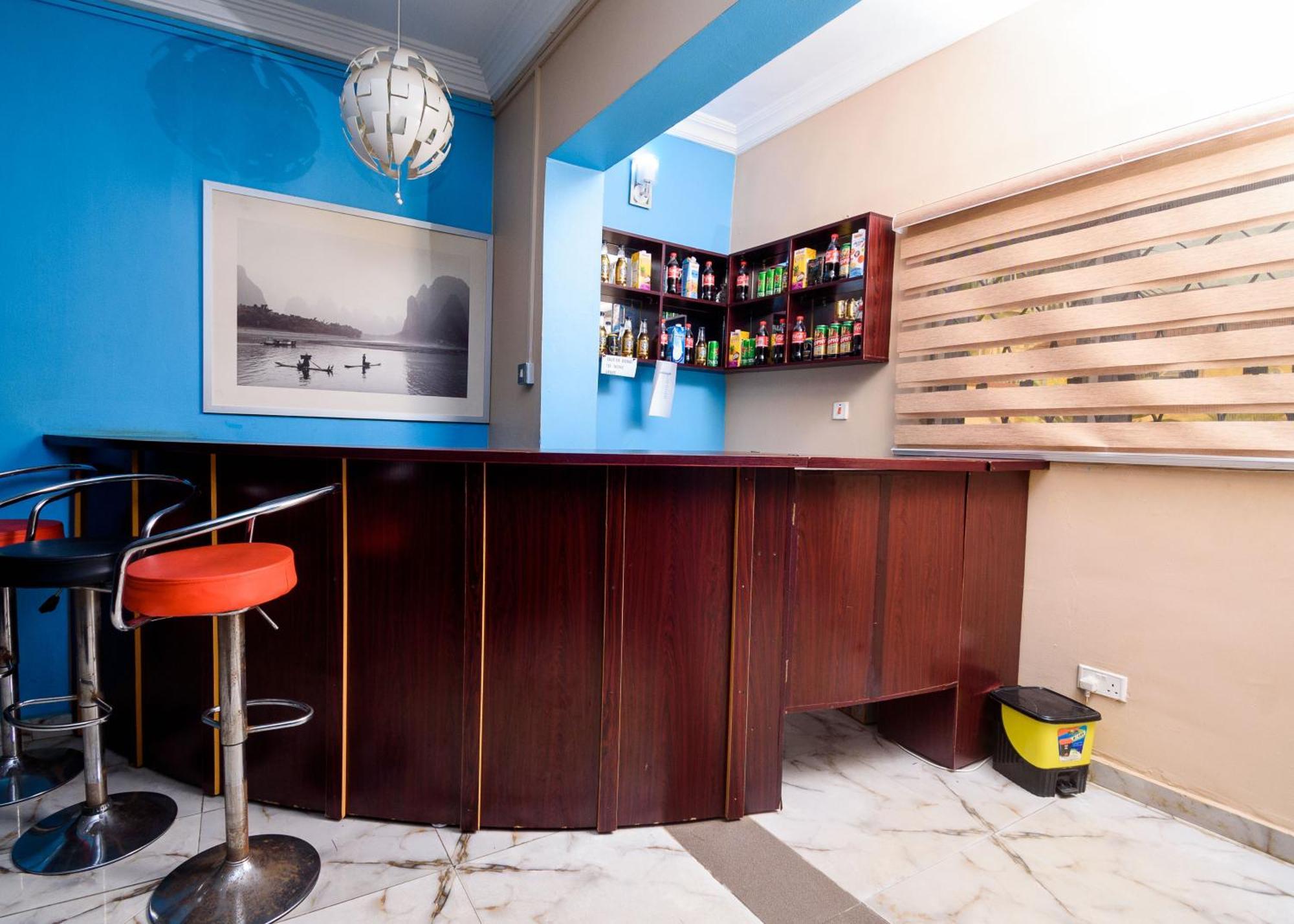 D'Tavern Apartment Ibadan Ngoại thất bức ảnh